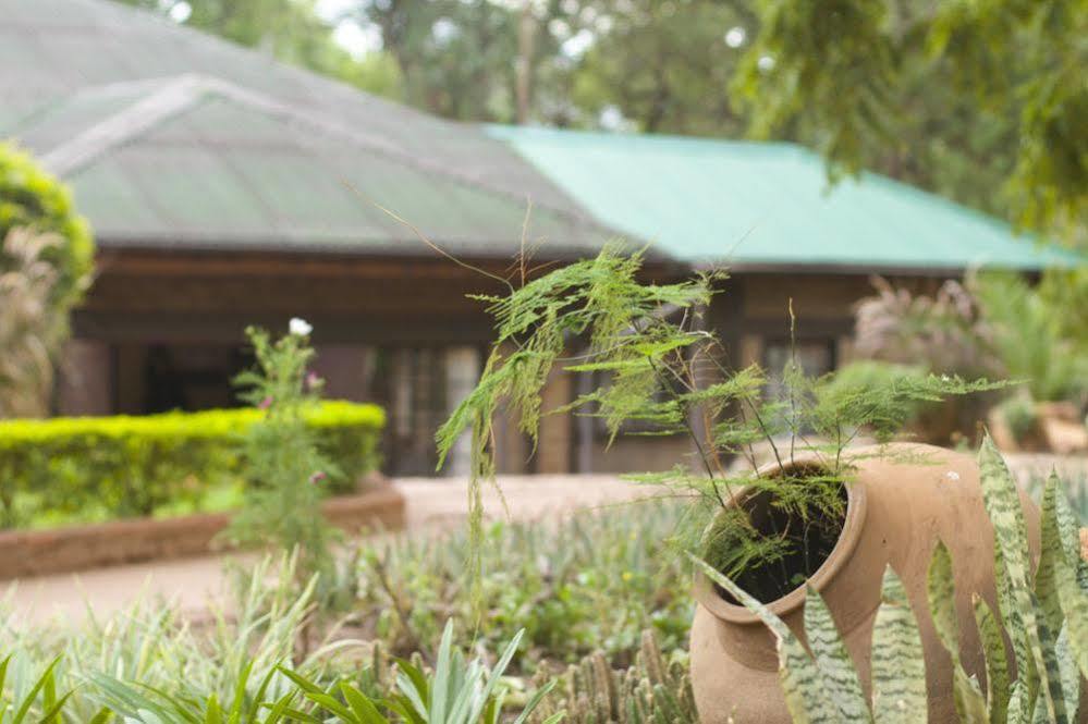 Hotel Woodlands Lilongwe Exterior foto